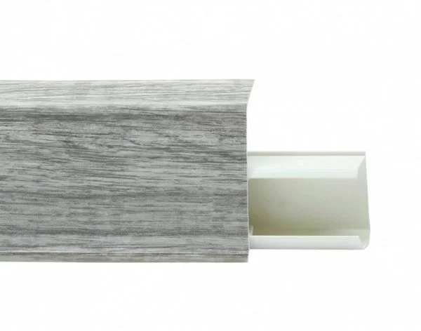 Пластиковый плинтус Royce №534 Дуб Верде (55х23х2200мм) в Чебоксарах