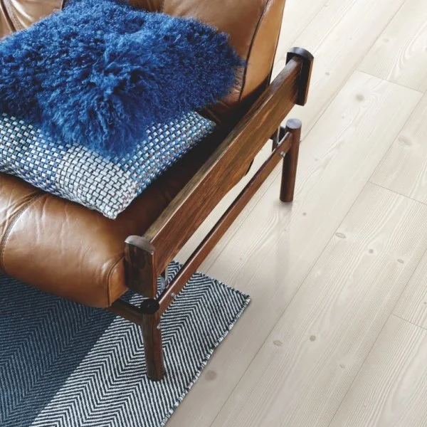 Ламинат Pergo Skara Pro Состаренная Белая Сосна L1251-03373 в Чебоксарах