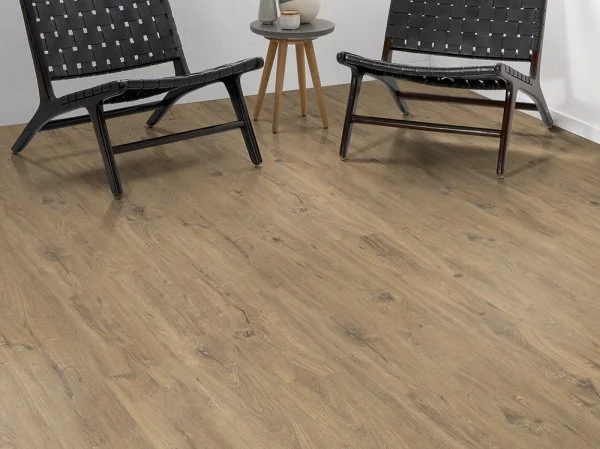 Ламинат Egger PRO 8/33 Дуб Ла-Манча EPL018 в Чебоксарах