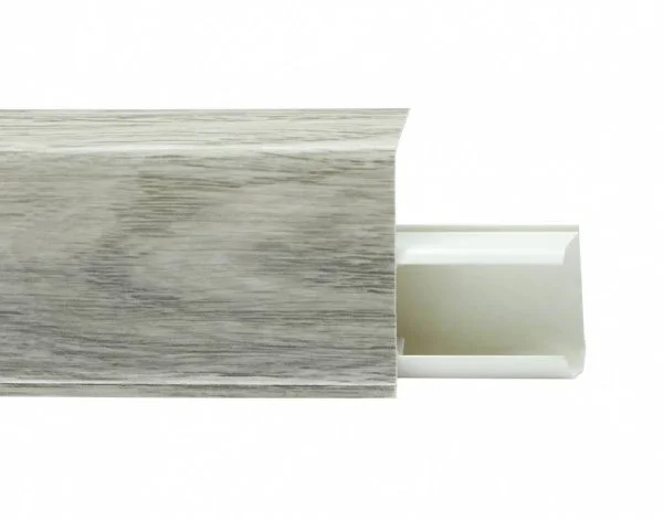 Пластиковый плинтус Royce №549 Дуб Альба (55х23х2200мм) в Чебоксарах
