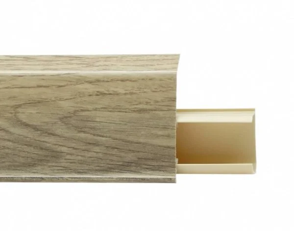 Пластиковый плинтус Royce №530 Дуб Пекан (55х23х2200мм) в Чебоксарах