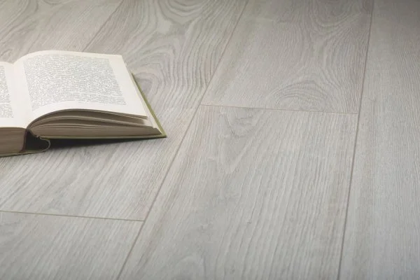 Ламинат Kronopol Platinium Milo Aqua Block 3034 Ferrara Oak в Чебоксарах