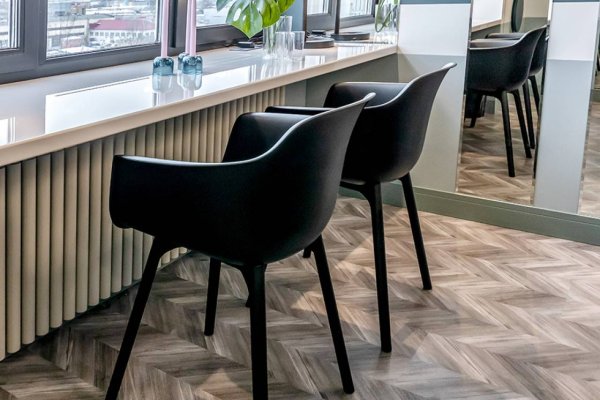 Пробковое покрытие CorkStyle Chevron Silver в #REGION_NAME_DECLINE_PP#